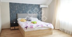 Casa cu 4 camere de inchiriat in Cartierul Lotus Sanmartin