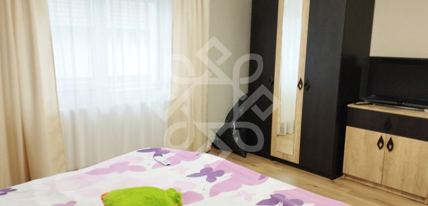 Casa cu 4 camere de inchiriat in Cartierul Lotus Sanmartin