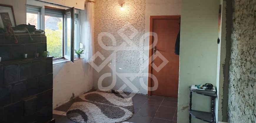 Casa cu 500mp teren de vanzare in Saldabagiu de Munte