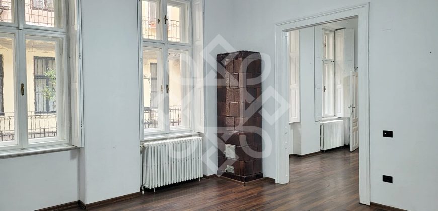 Spatiu pentru birouri de inchiriat in zona pietonala Republicii