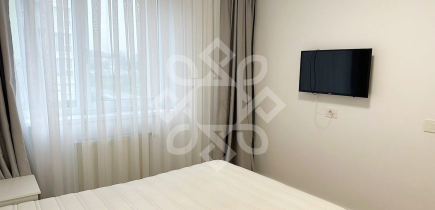 Apartament cu 3 camere de inchiriat in Prima Universitatii