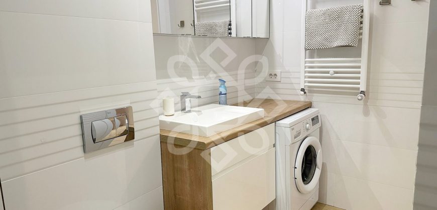Apartament cu 3 camere de inchiriat in Prima Universitatii