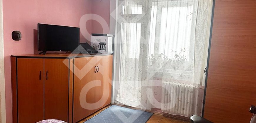 Apartament cu 2 camere de vanzare in zona Bulevardul Decebal
