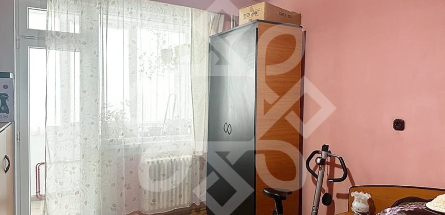 Apartament cu 2 camere de vanzare in zona Bulevardul Decebal