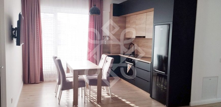 Apartament 3 camere de inchiriat in zona centrala