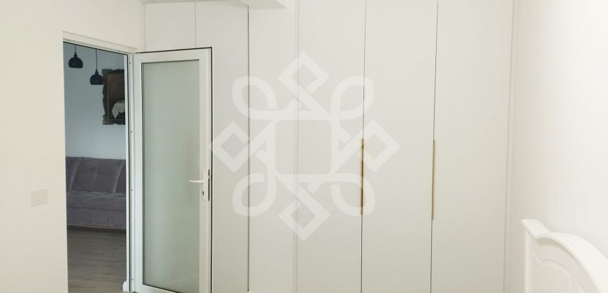 Apartament 3 camere de inchiriat in zona centrala