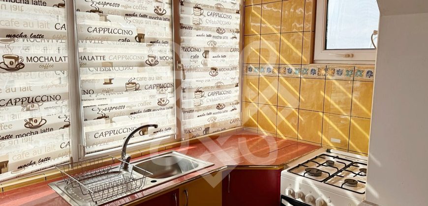 Apartament cu 3 camere de inchiriat in zona Onestilor