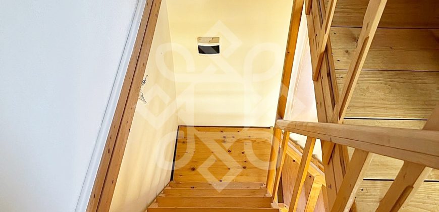 Casa cu teren 2052 mp in Saldabagiu de Munte