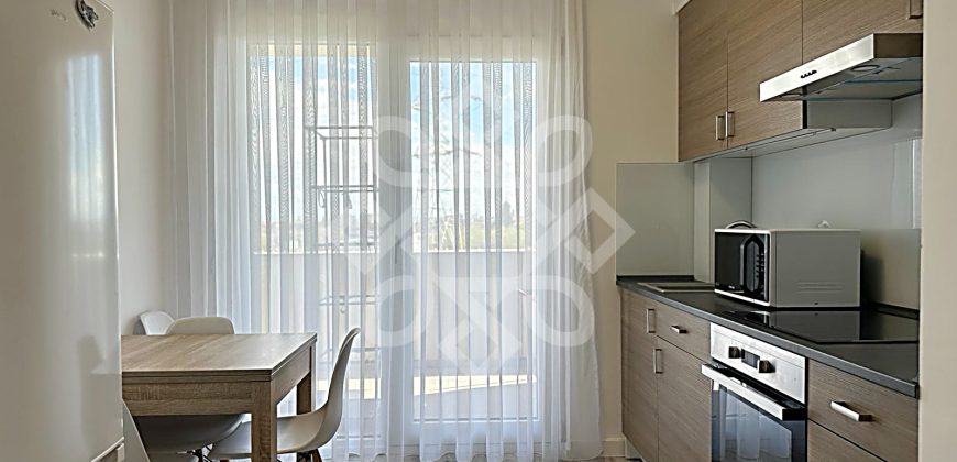 Apartament cu 3 camere in bloc nou, zona Universitatii
