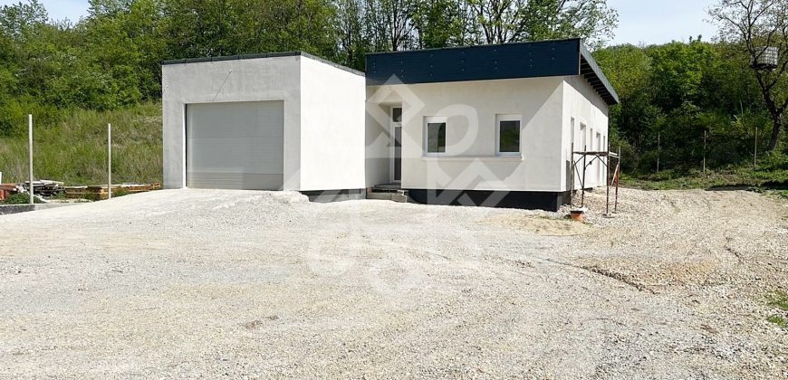 Casa noua cu teren 1516 mp in zona Hanul Pescarilor