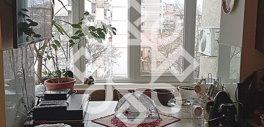 Apartament ultracentral 118mp de vanzare in Oradea