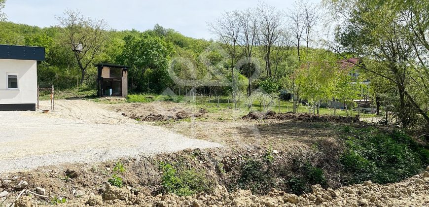 Casa noua cu teren 1516 mp in zona Hanul Pescarilor