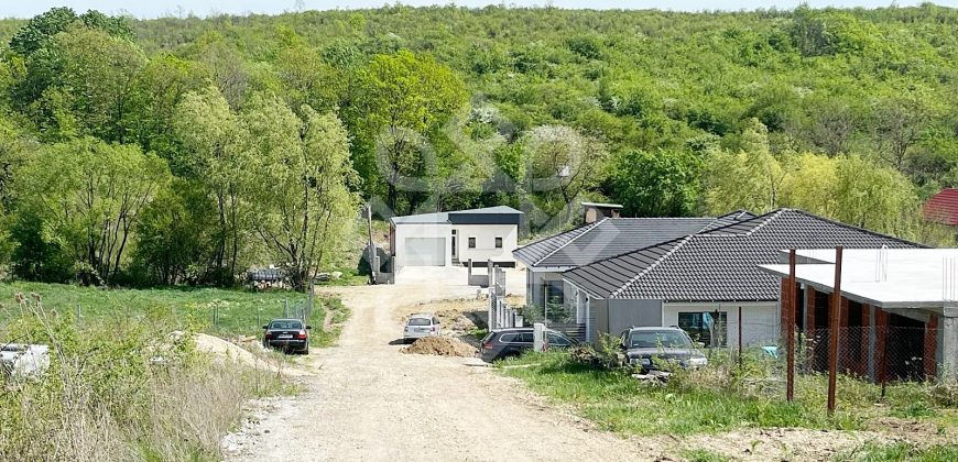 Casa noua cu teren 1516 mp in zona Hanul Pescarilor