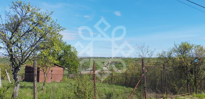 Teren intravilan de vanzare 1665 mp pe strada Piatra Craiului