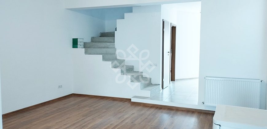 Casa noua tip duplex, 4 camere in Santandrei, Bihor.