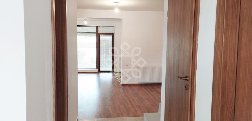 Casa noua tip duplex, 4 camere in Santandrei, Bihor.