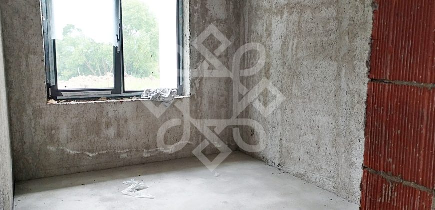 Casa noua pe nivel cu 4 camere in Saldabagiu de Munte