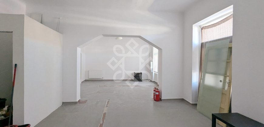 Casa cu vad comercial de vanzare in Salonta