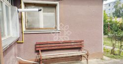 Casa cu 3 camere de inchiriat zona Onestilor