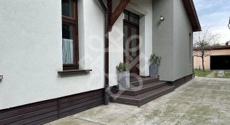 Casa singura in curte de inchiriat central in Oradea