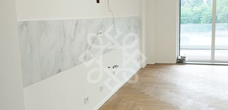 Apartament cu 3 camere de inchiriat cartierul Luceafarul