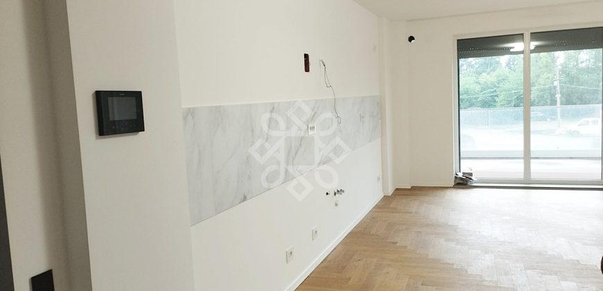 Apartament cu 3 camere de inchiriat cartierul Luceafarul