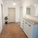 Casa cu 3 camere de inchiriat zona Onestilor