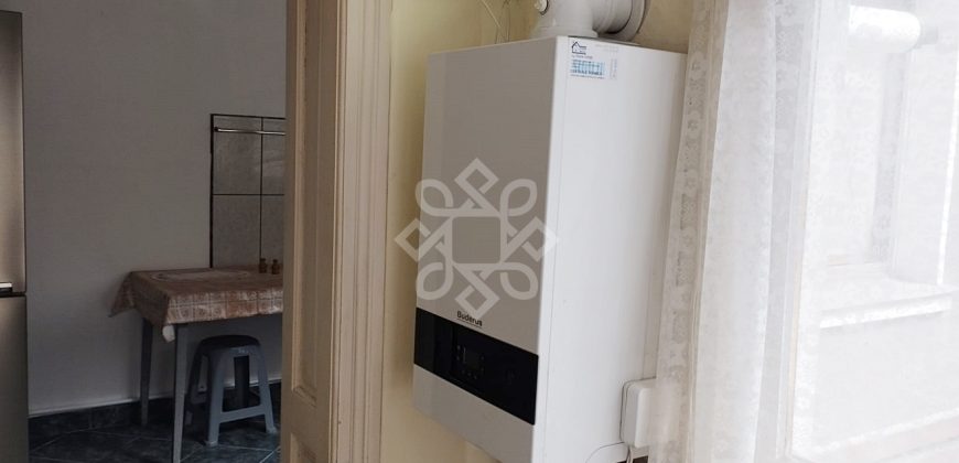 Casa cu 3 camere de inchiriat zona Onestilor