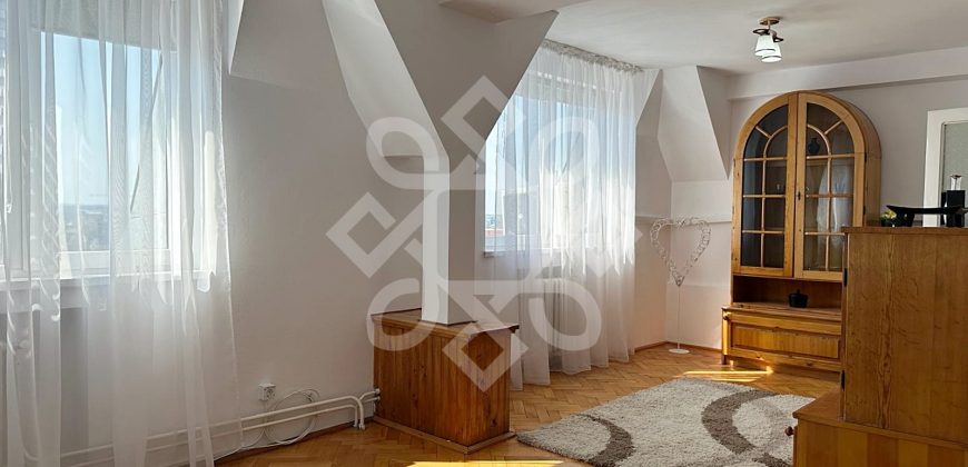 Apartament cu 3 camere de inchiriat pe Calea Aradului, Oradea