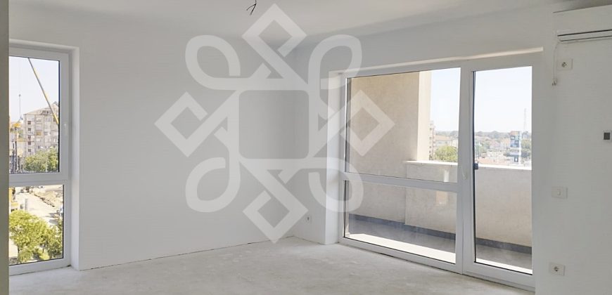 Apartament nou cu 3 camere in Prima Urbana