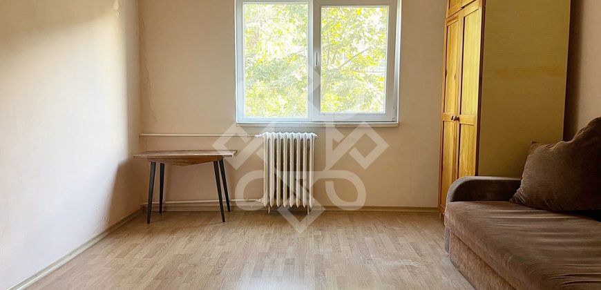 Apartament cu 1 camera de vanzare in zona Decebal Oradea