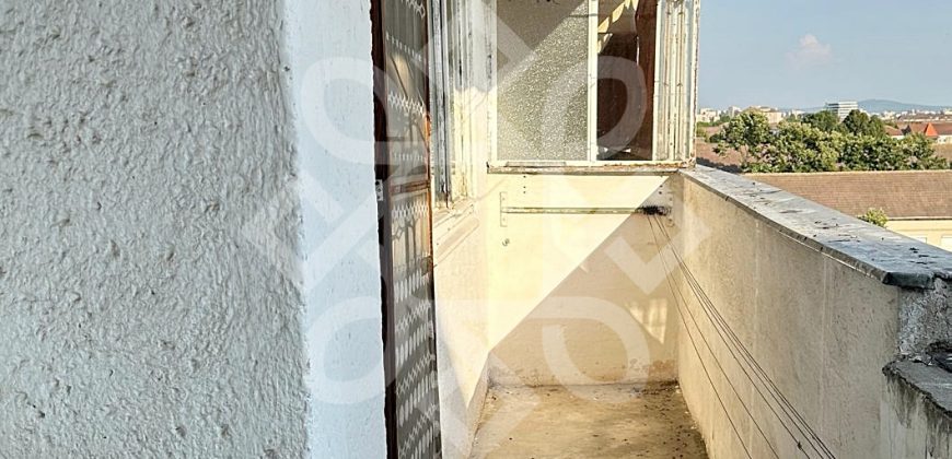 Apartament cu 3 camere decomandate pe Bld Dacia, Oradea