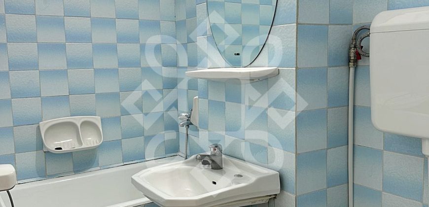Apartament cu 3 camere decomandate pe Bld Dacia, Oradea