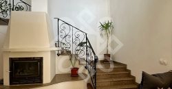 Casa cu 5 camere la curte comuna, ultracentral in Oradea