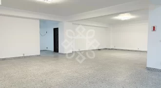 Spatiu comercial 142 mp de vanzare in bloc nou Iosia
