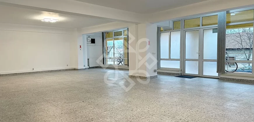 Spatiu comercial 142 mp de vanzare in bloc nou Iosia