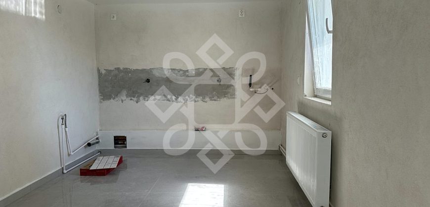 Casa pe nivel cu teren 652 mp de vanzare in Santandrei