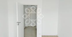Apartament cu 3 camere in Prima Urbana