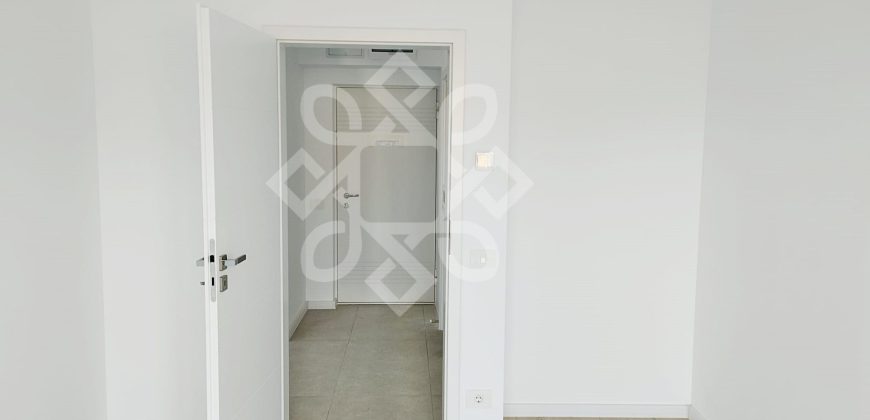 Apartament cu 3 camere in Prima Urbana