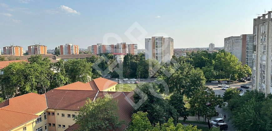 Apartament cu 3 camere decomandate pe Bld Dacia, Oradea