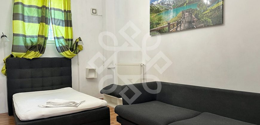 Casa cu 5 camere la curte comuna, ultracentral in Oradea