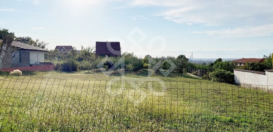Teren intravilan 2063 mp de vanzare in zona Dealuri Oradea