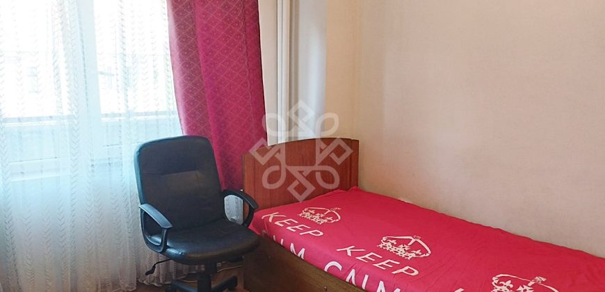 Apartament 3 camere de inchiriat B-dul Magheru Oradea