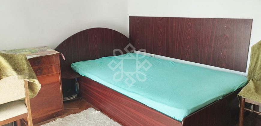 Apartament 3 camere de inchiriat B-dul Magheru Oradea
