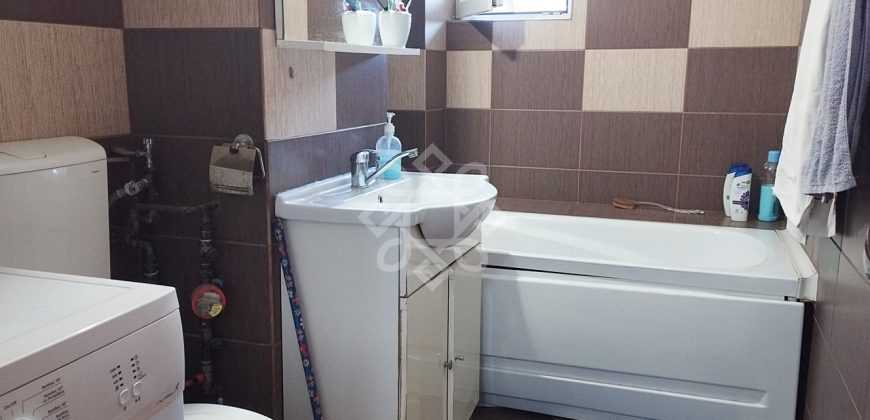 Apartament 3 camere de inchiriat B-dul Magheru Oradea