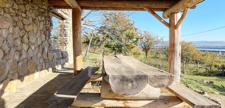 Casa de vacanta din busteni, zona superba la 27 km de Oradea