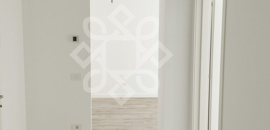 Apartament decomandat cu 2 camere in Prima Arena