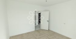 Apartament decomandat cu 3 camere in Prima Arena