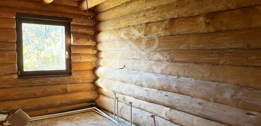 Casa de vacanta din busteni, zona superba la 27 km de Oradea