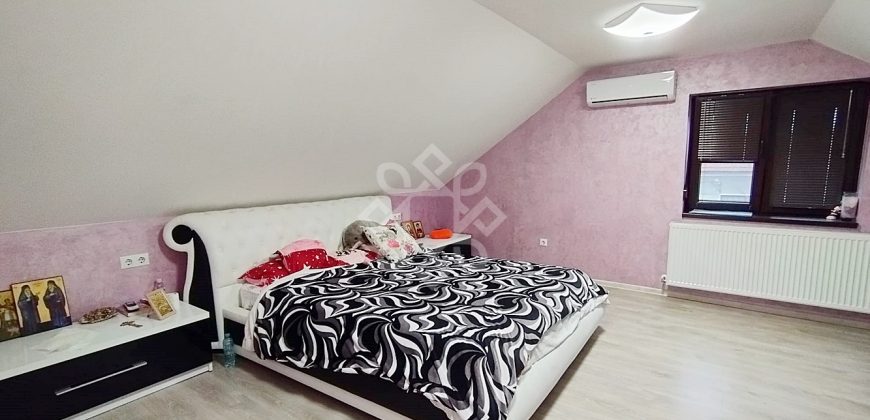 Casa 4 camere, 414mp teren, zona stadion municipal Oradea